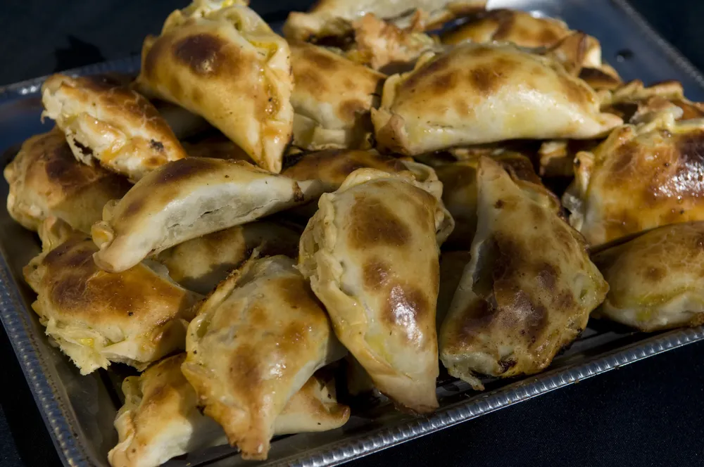 EMPANADAS-CRIOLLAS-Puesto-Zequeguay