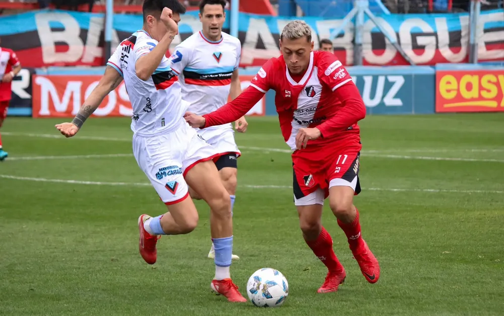 Nacional, Maipú, Brown de Adrogué