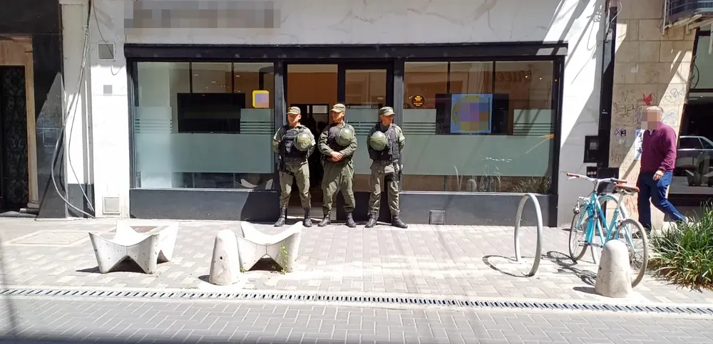 Múltiples allanamientos Mendoza y Rosario GNA (10)