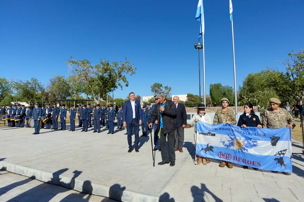 Homenaje a los Caídos de Malvinas