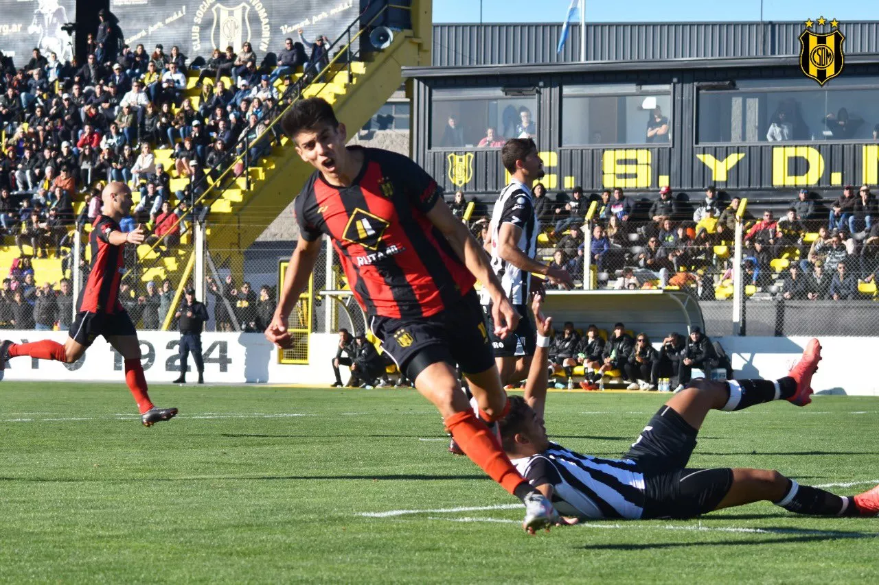 Primera Nacional, Madryn 2- Gimnasia 0