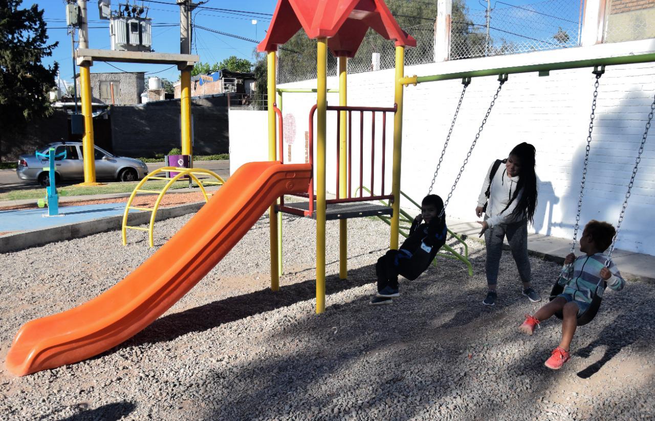 plaza de bolsillo barrio chile godoy cruz 1