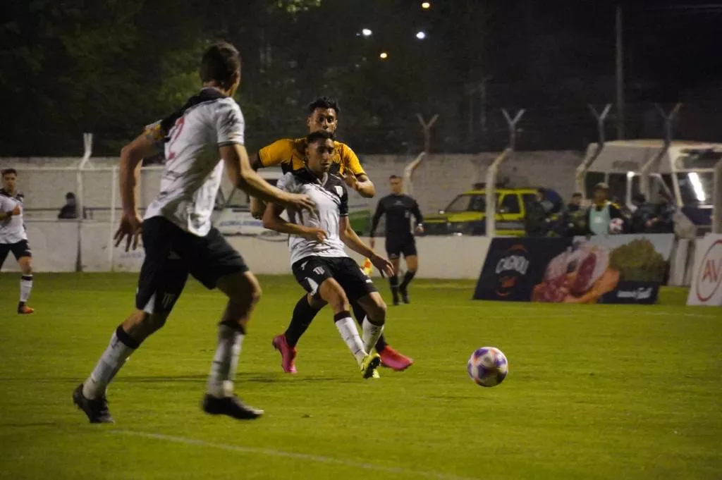 Ascenso, Santamarina 0- Gimnasia 2