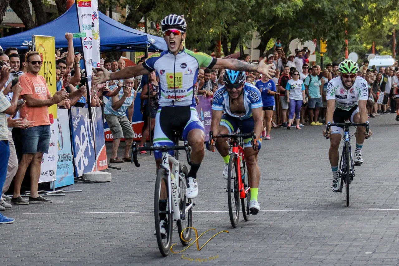 Ciclismo, Maximiliano Navarrete