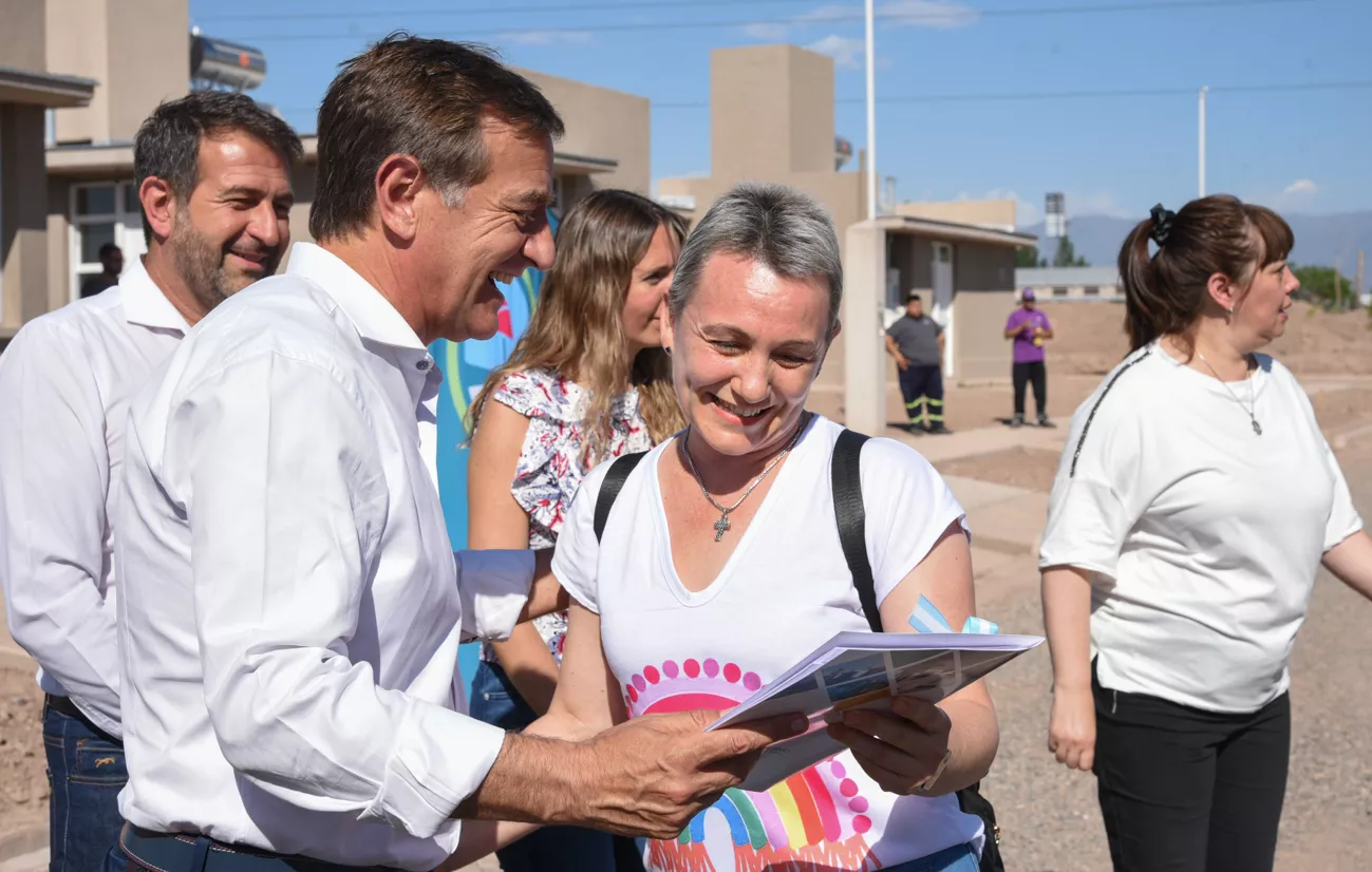 Entrega de viviendas (15)