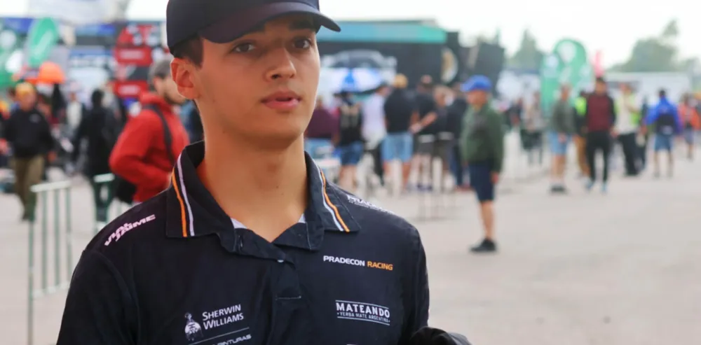 Turismo Nacional, Jorge Barrio, Carburando