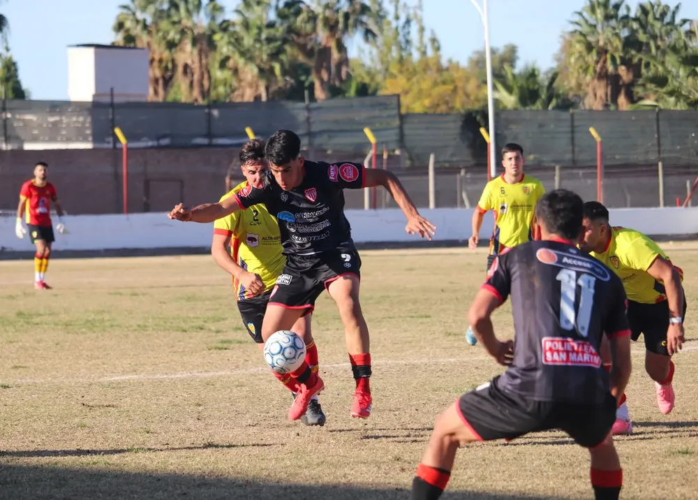 Liga Mendocina, Leonardo Murialdo, San Martin