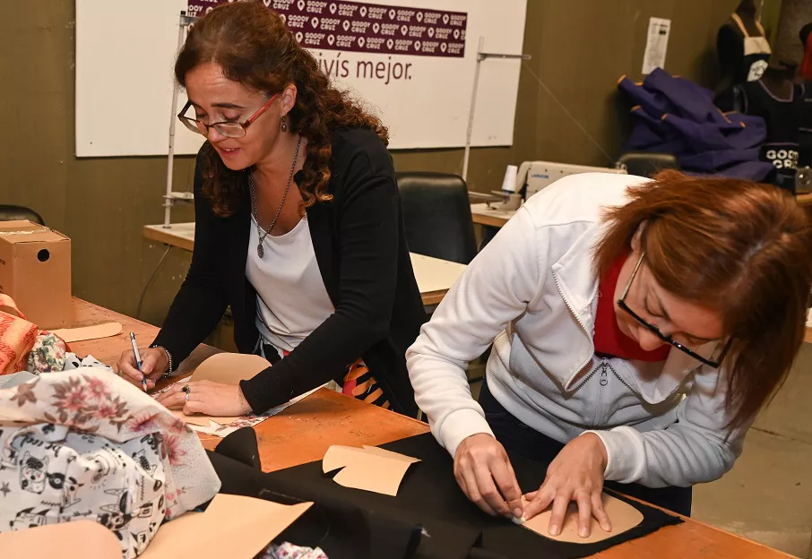 entrega de kits acnur muni escuela de oficios 3