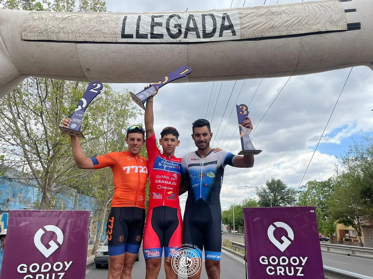 Ciclismo, podio 6ta fecha, Godoy Cruz