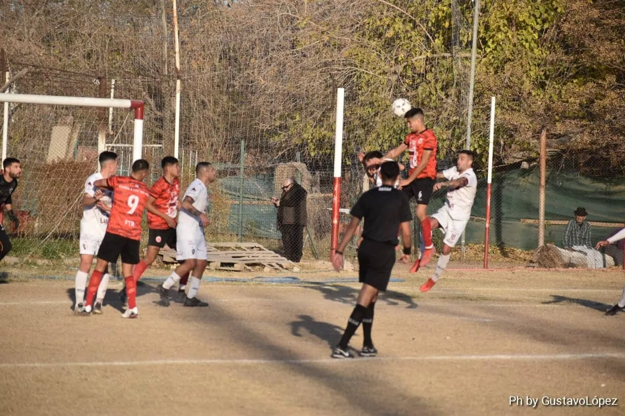 Liga Mendocina, Algarrobal 3- Luján 1