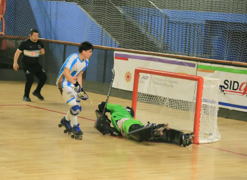 Hockey sobre patines, Argentina ganó en el debut