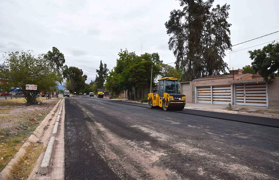 Lateral Norte de Acceso Este (14)