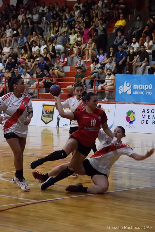 Handball, Giulianna Zaffarana, convocada a la Selección Jrs.