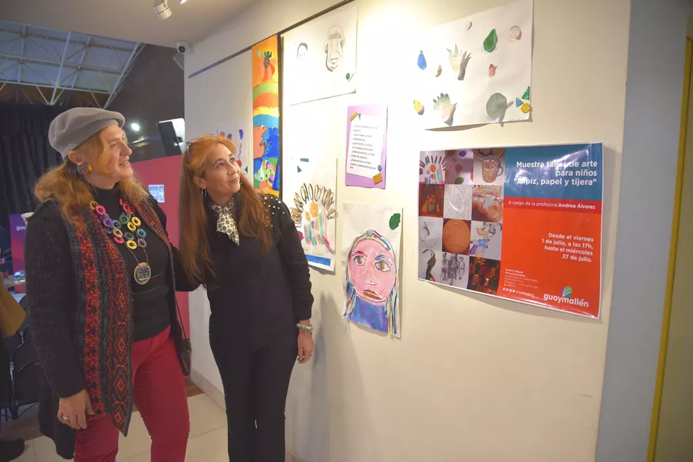 muestra Lápiz, papel y tijera (14)