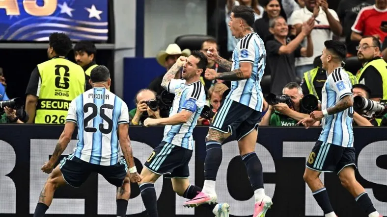 Mundial FIFA, Clasificó Argentina