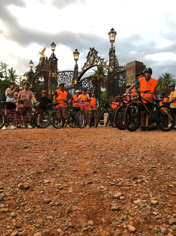 bicitour nocturno ciudad 22032025