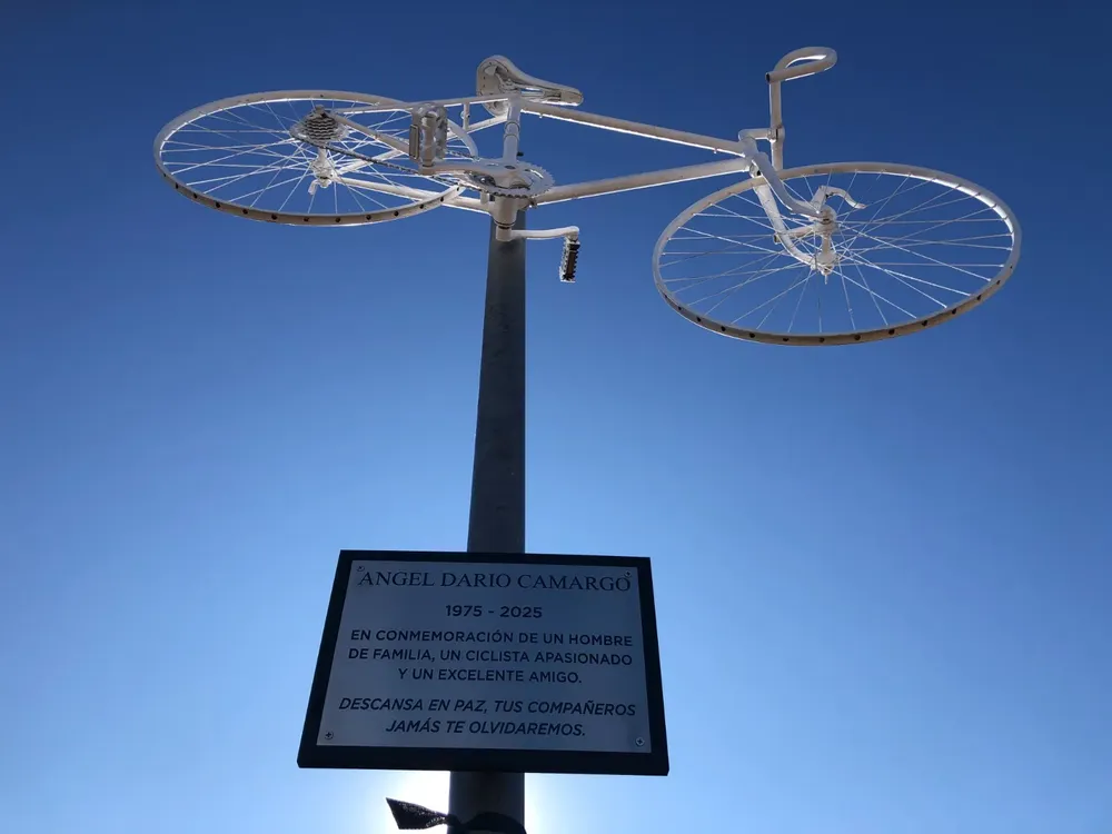Memorial bici blanca