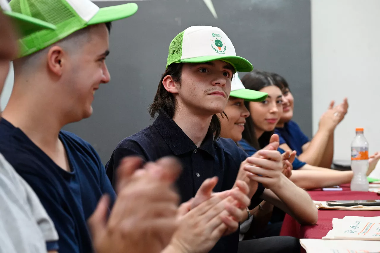 estudiantes escuela perez elizalde godoy cruz eficiencia energética