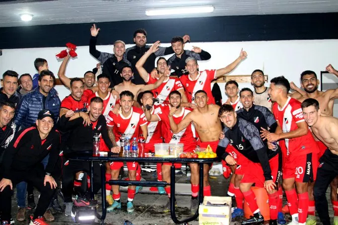 Nacional, ganó Maipú y es puntero