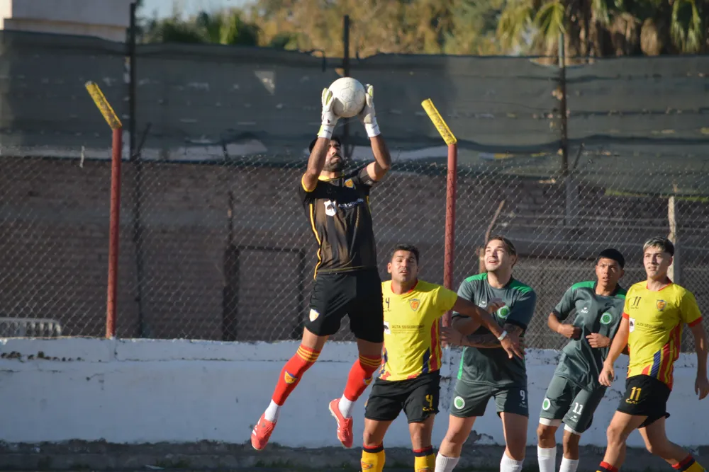 Liga Mendocina, Murialdo, Universitario