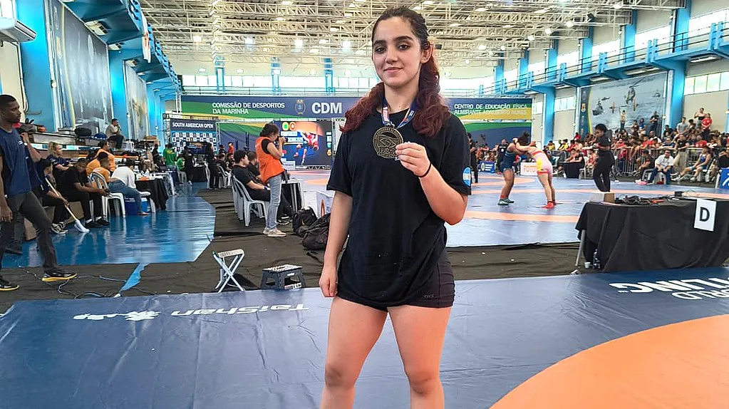 Lucha, Anabella Valle