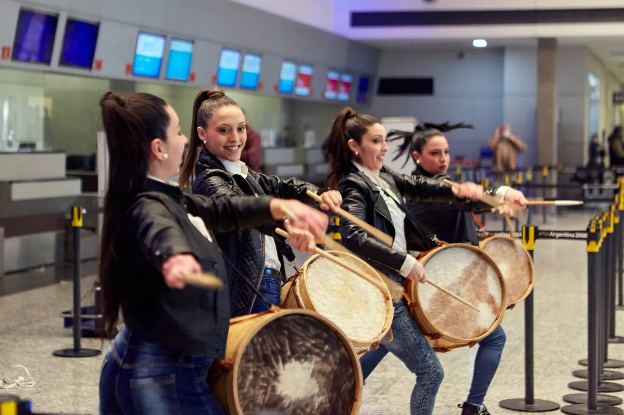 Las Heras, flashmob Aeropuerto El Plumerillo