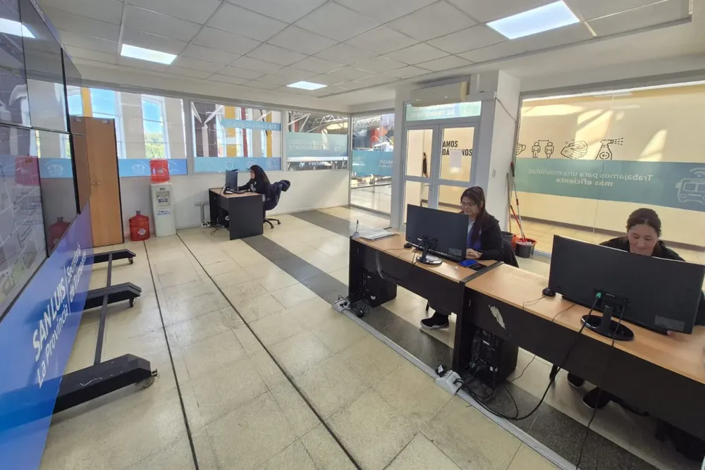 Equipo-inspectores-del-observatorio-del-turno-tarde-1536x1024