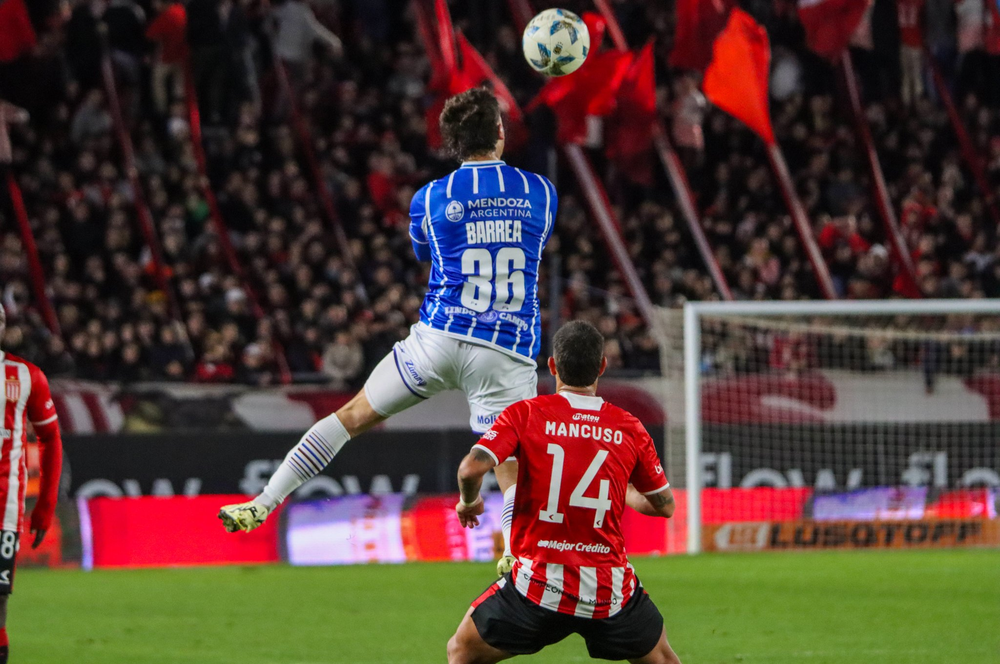 Godoy Cruz, Estudiantes, Liga Profesional