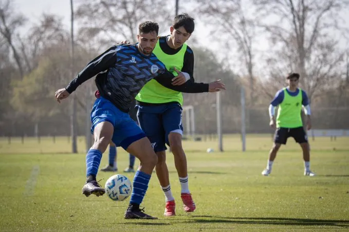 Godoy Cruz, General Paz Juniors
