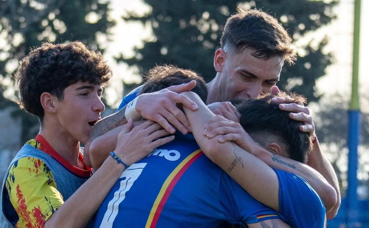 Deportivo Maipú, Colegiales, Munro
