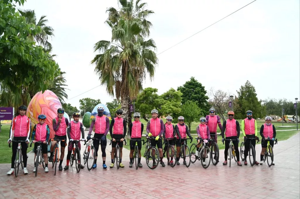 Bicicleteada-rosa-Godoy-Cruz-Rivadavia-11-1024x681
