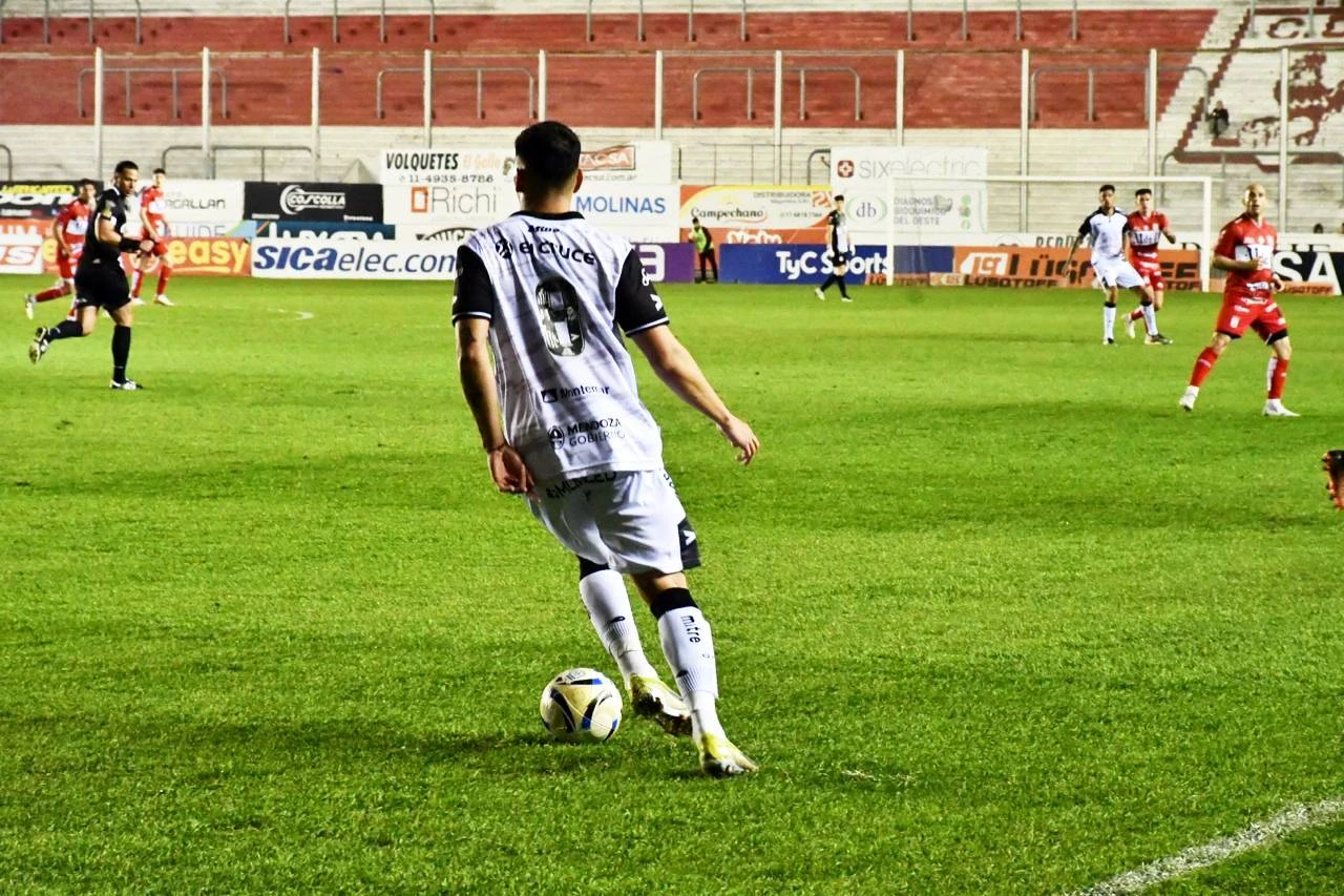 Gimnasia y Esgrima, Deportivo Moron
