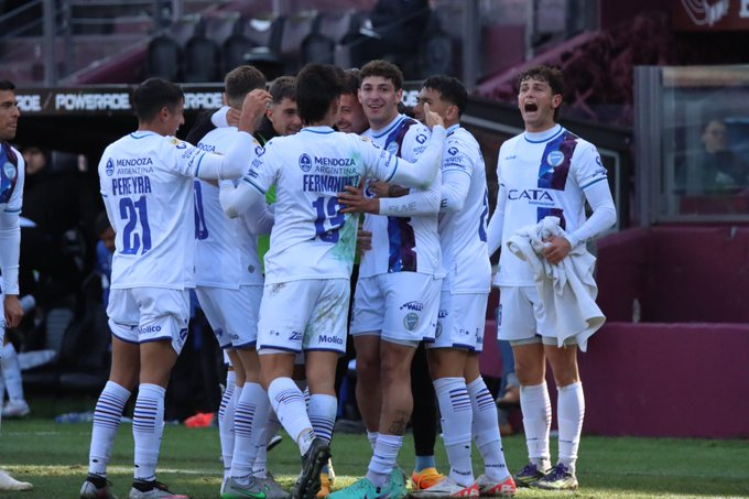 Godoy Cruz, Lanus, Liga Professional