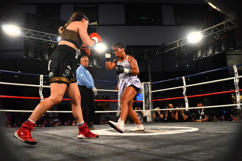 Boxeo, Brisa Alfonzo, la China por puntos