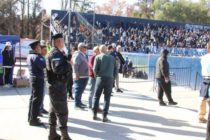 Independiente Rivadavia, 24 aprehendidos