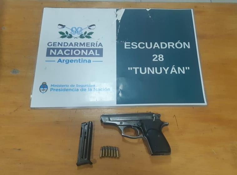 Mendoza arma (1)