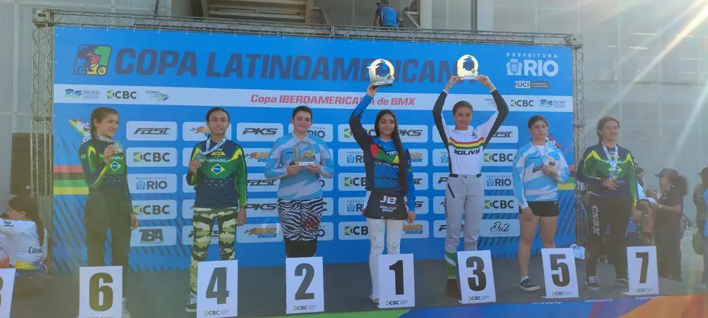 BMX, María Escardini, podio