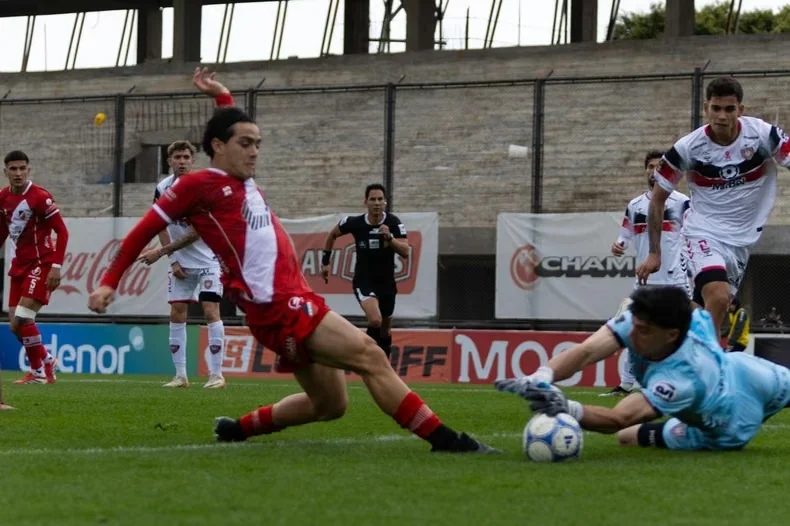 Deportivo Maipú, Chacarita Jrs.