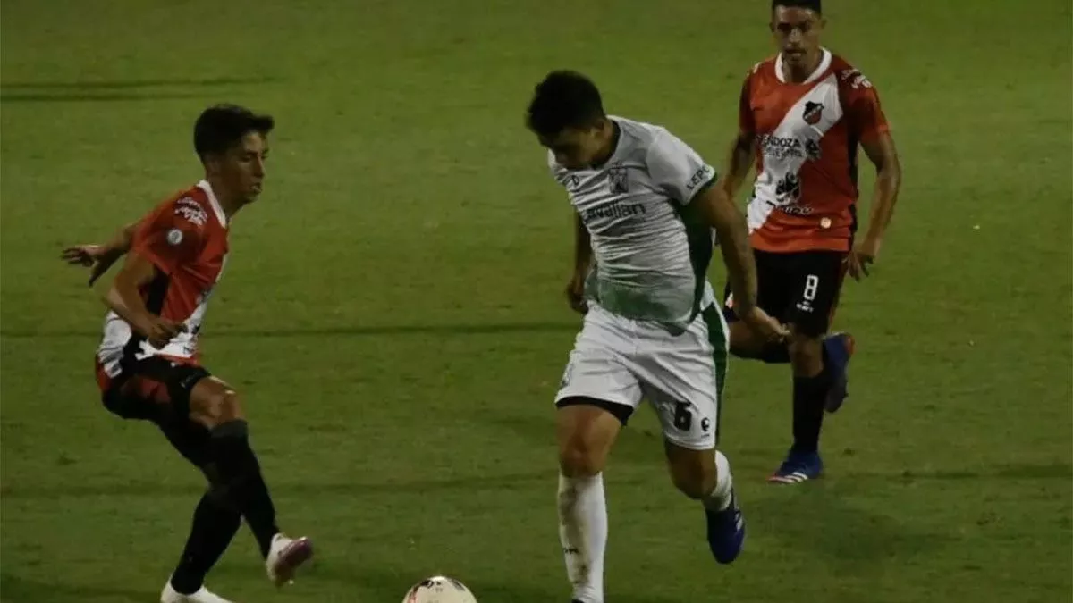 Ascenso, Ferro 0- Maipú 1