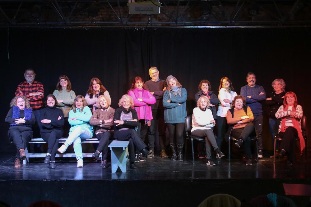 Elenco de Teatro de Adultos Mayores-2