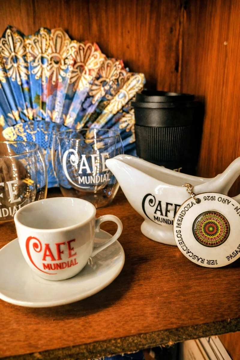 Café Mundial 3