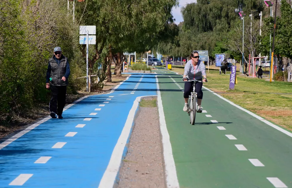 ciclovia godoy cruz nueva pintura
