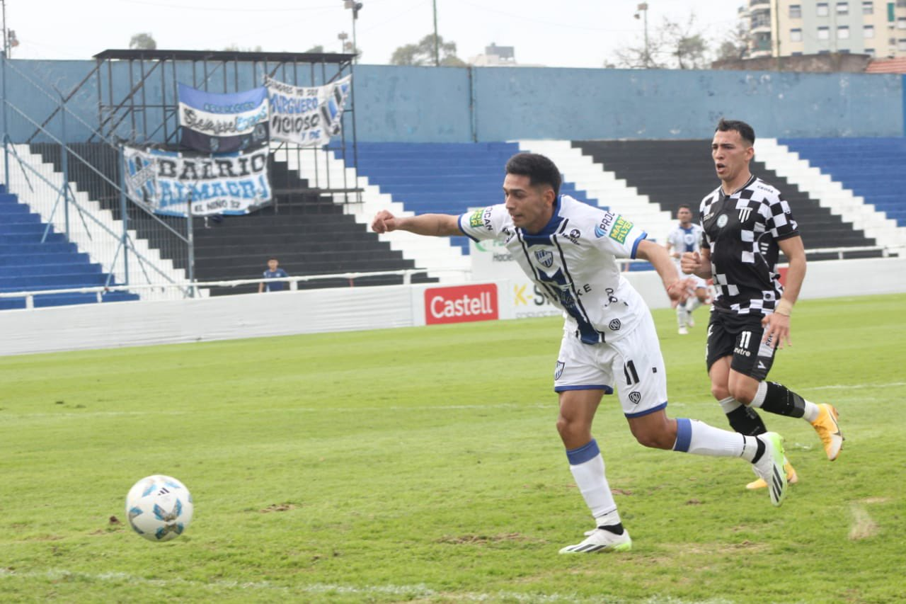 Gimnasia y Esgrima, Almagro, ascenso
