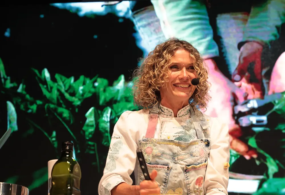 maru botana dando clase su bocas abiertas 2023