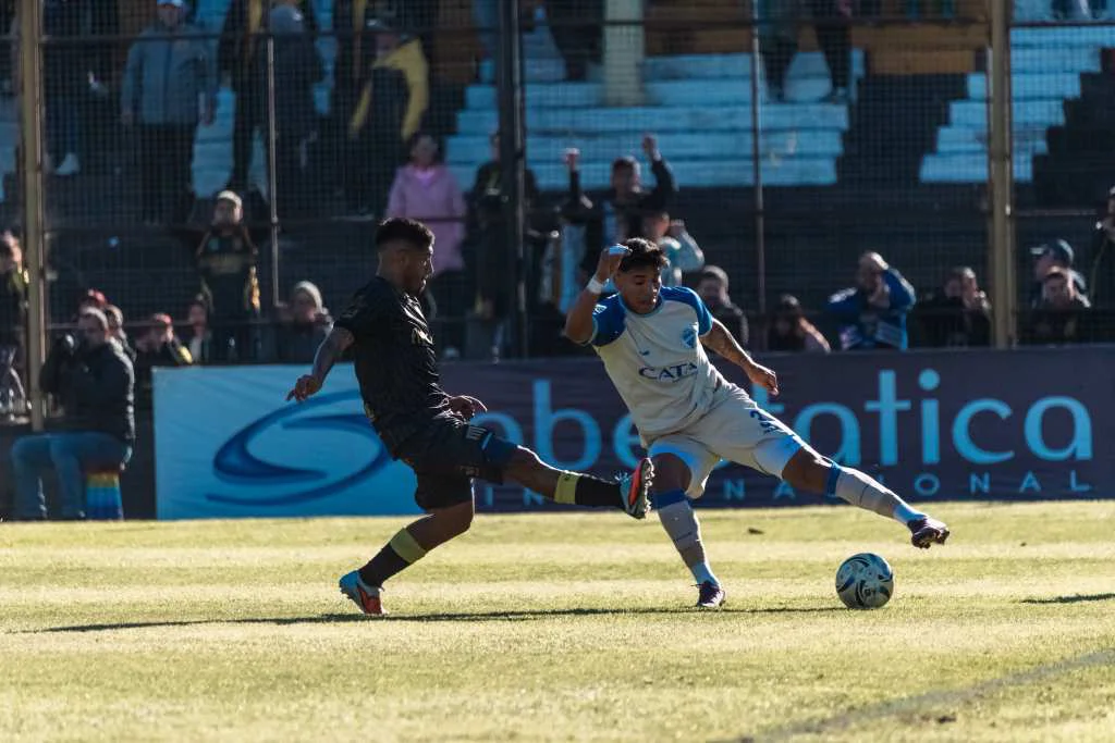 Godoy Cruz, Almirante Brown