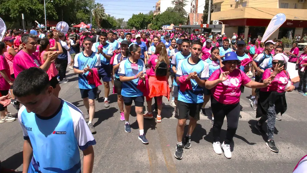 Maratón, marea rosa en San Juan