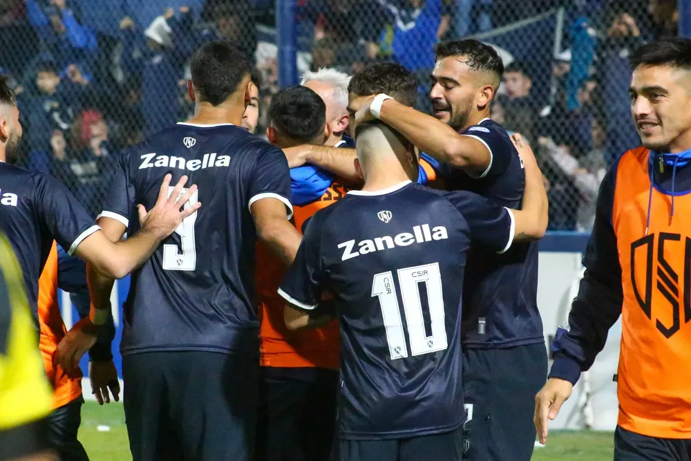 Primera Nacional, Independiente 2- Maipú 1