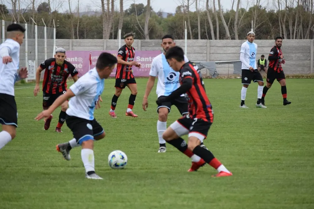 Liga Mendocina, Fadep 3- CEC 0
