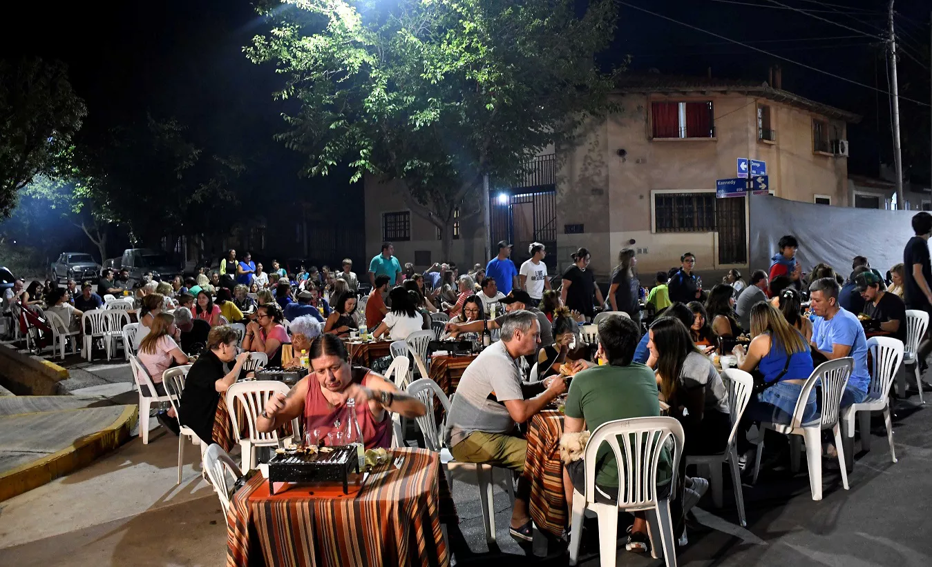 Paseo de las burbujas y sabores del mundo (16)