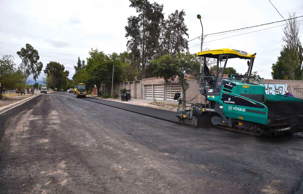 Lateral Norte de Acceso Este (13)